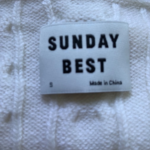 Aritzia Sweater Vest - Picture 5 of 5